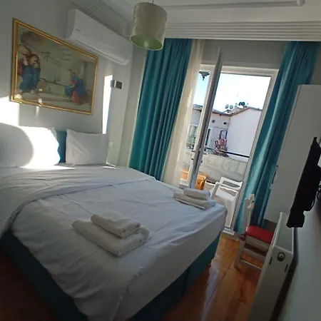 Buyukada Cinar (adults Only) 2* אדאלר